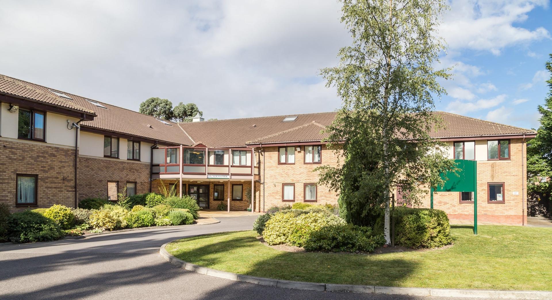 Hundens Park Care Home Eastbourne, Darlington Barchester Healthcare
