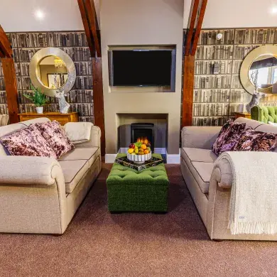 Hempton Field - Lounge