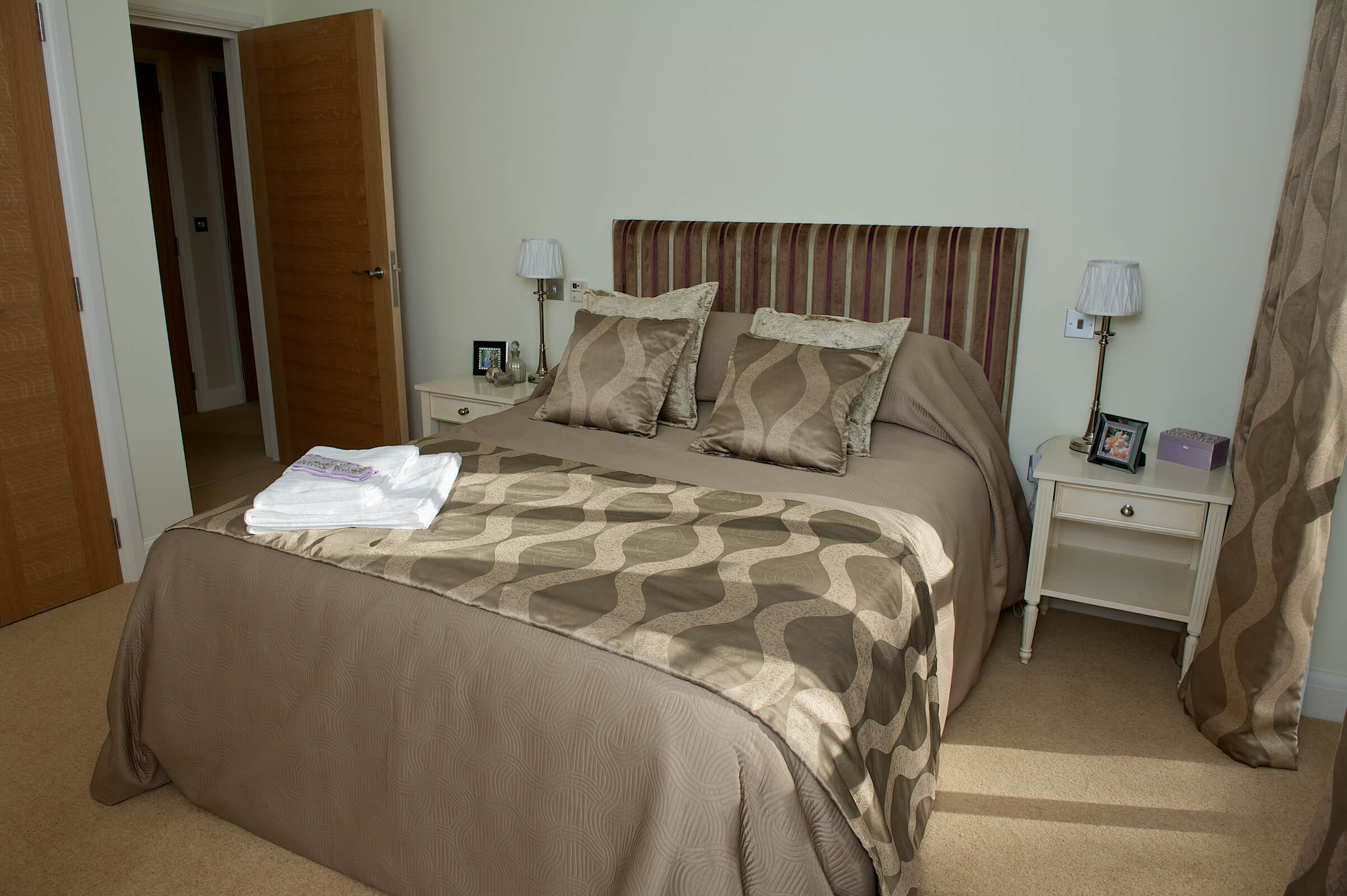 Lakeside Pavillion Bedroom
