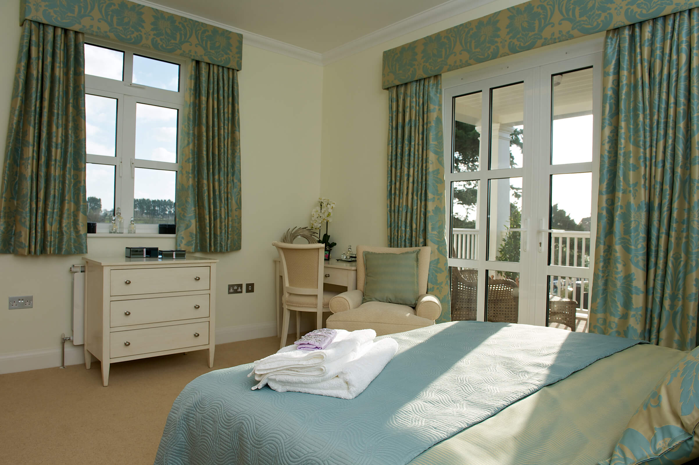 Lakeside Pavillion Bedroom 2