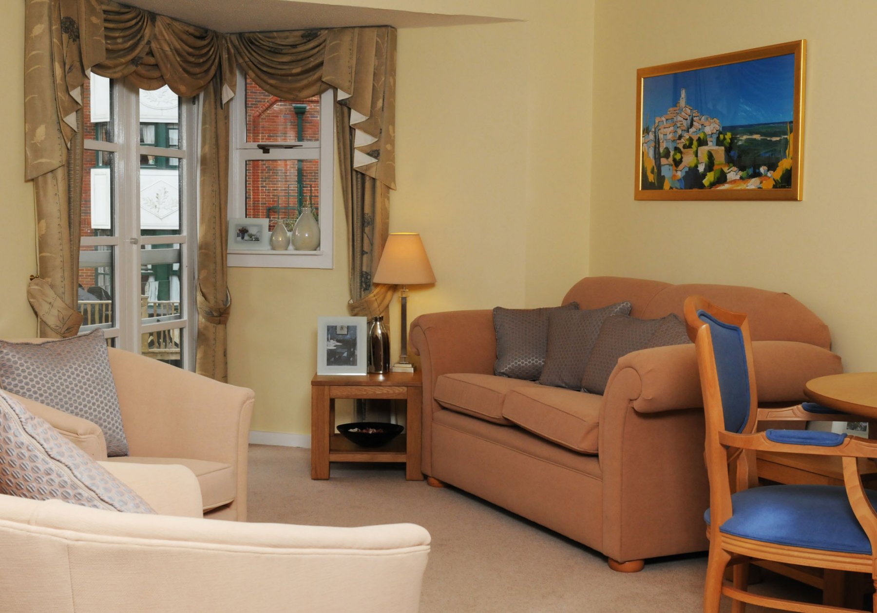Lounge 2 Rayner Court
