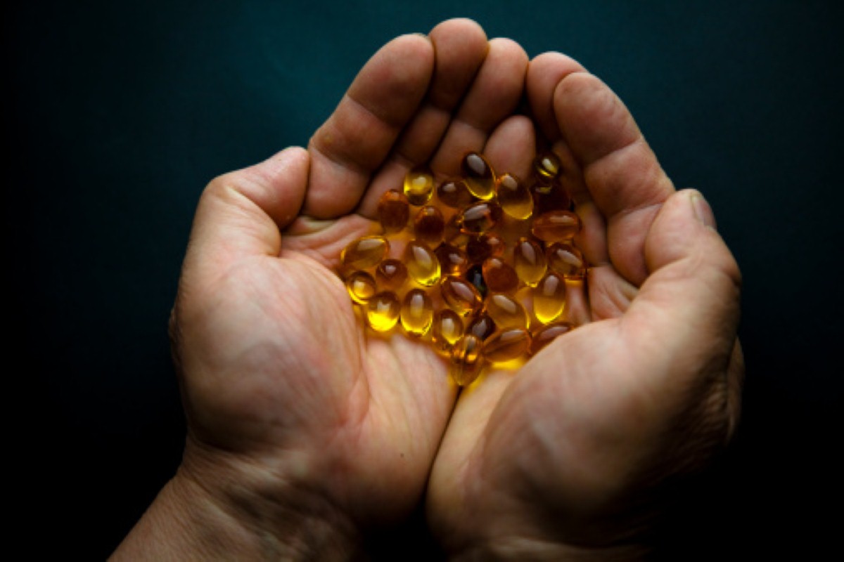 Daily vitamin D supplement 'could lower heart disease risk' Daily vitamin D supplement 'could lower heart disease risk'