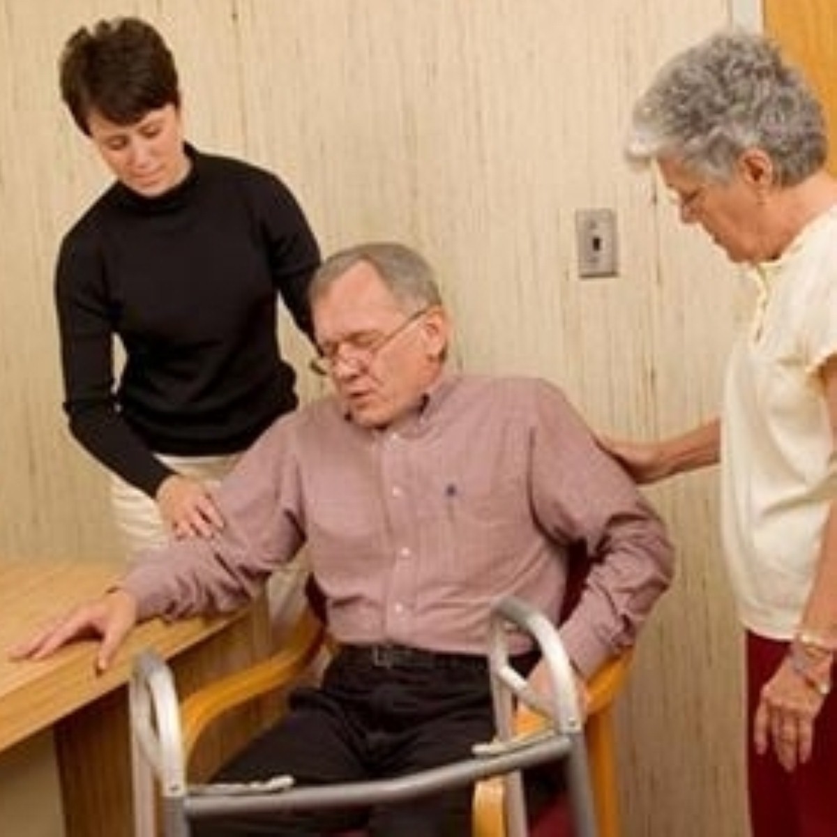 Caring for spouse with dementia 'increases development risk' Caring for spouse with dementia 'increases development risk'
