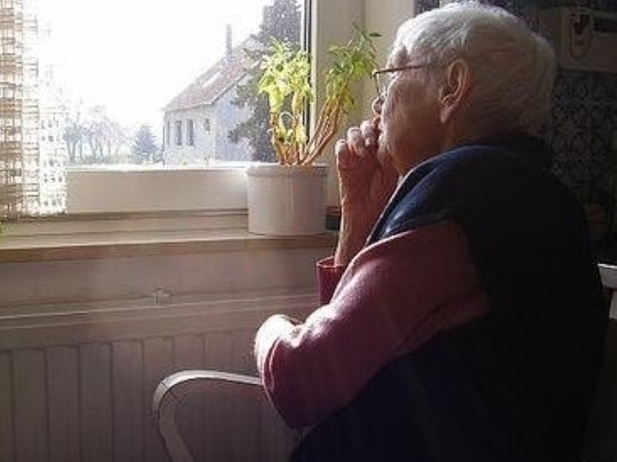 Dementia carer reveals inspiration behind his vocation Dementia carer reveals inspiration behind his vocation
