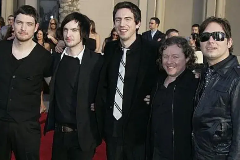 Snow Patrol help to raise money for Alzheimer's charity