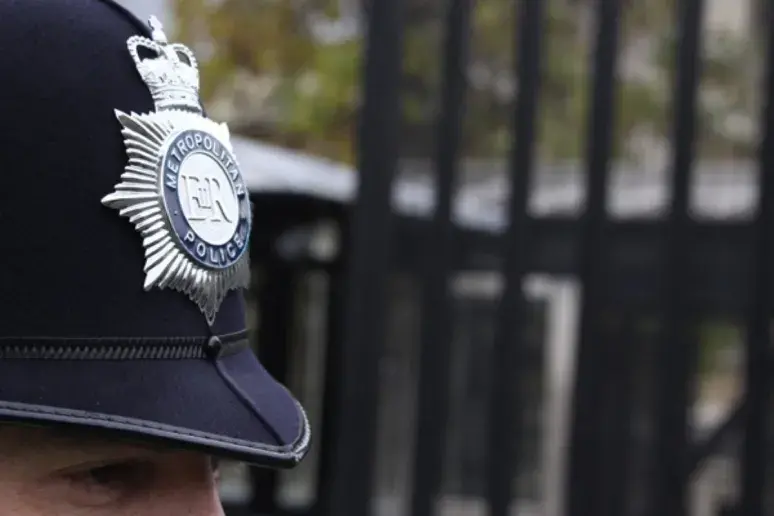 Police officer wins award for mental health work