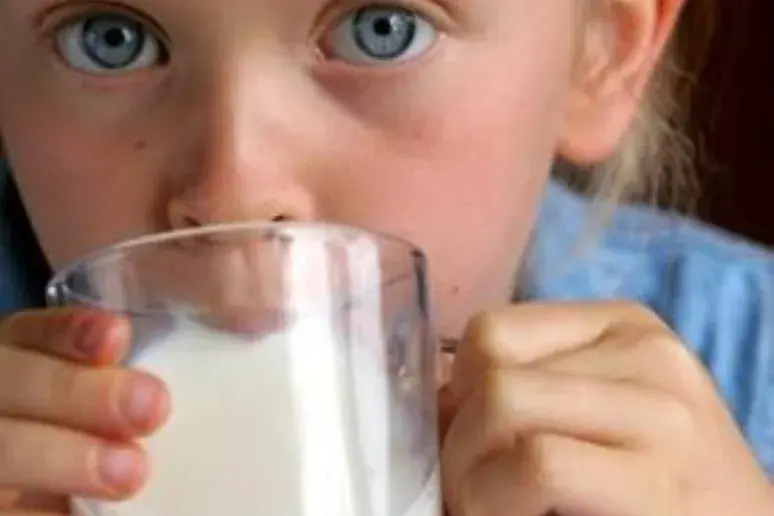 MS Society: UK milk has 'trace vitamin D levels'