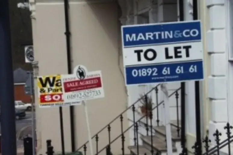 House prices 'fall further'