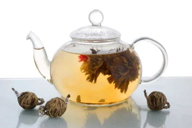 De-stress with chamomile tea