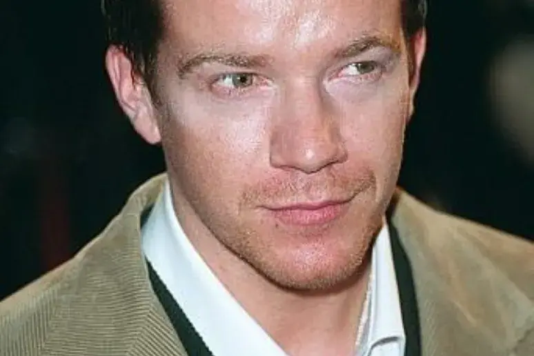 MS patients should not suffer from a postcode lottery, says actor Max Beesley