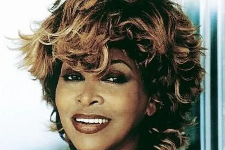 Tina Turner denies reports of a stroke