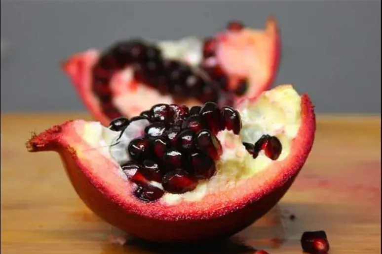 Researchers reveal pomegranate 'can stunt Alzheimer's disease'